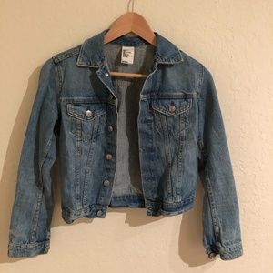 H&M button up cropped jean jacket